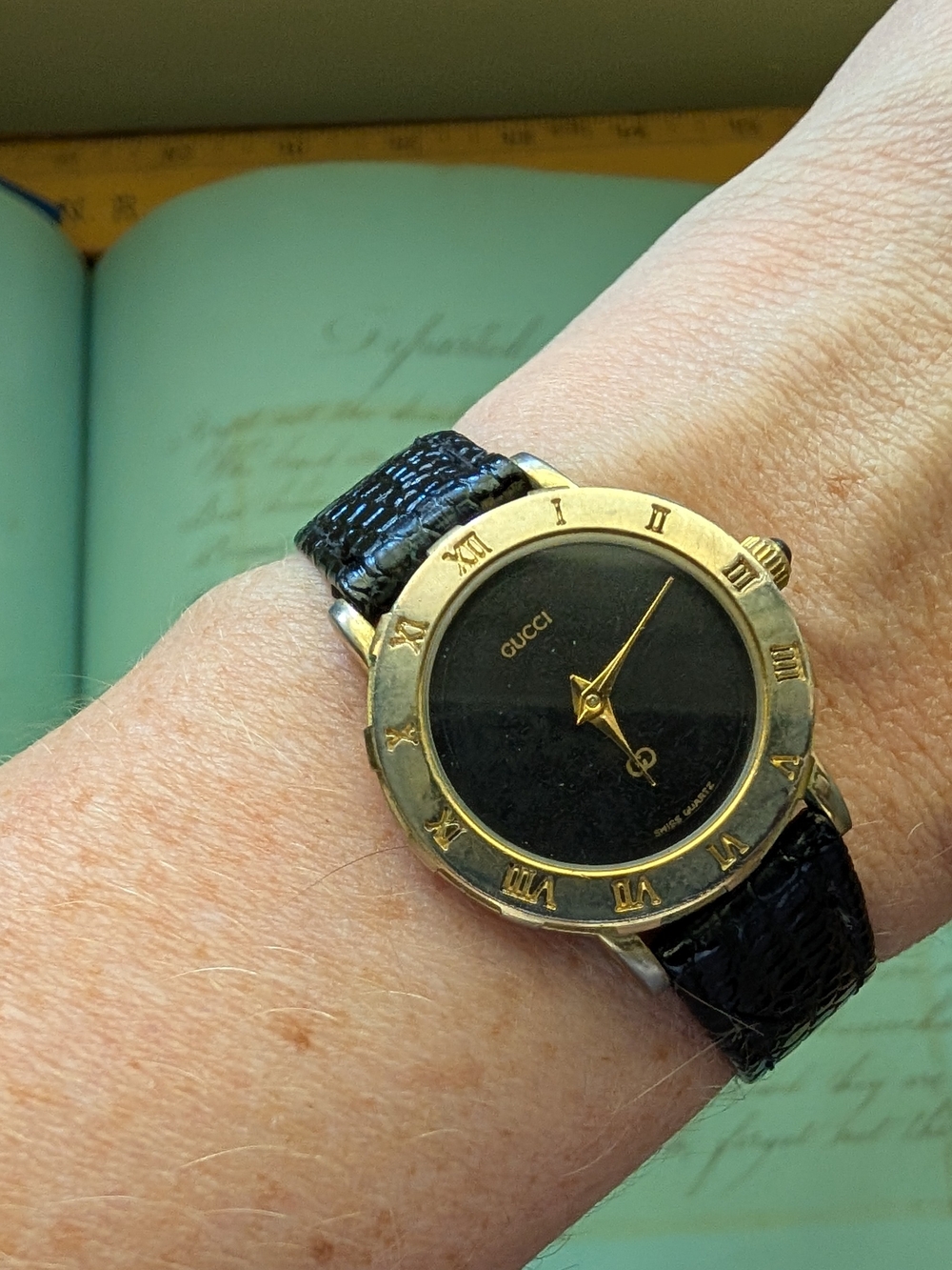 Gucci Black and Gold Classic Leather Strap Women's Watch